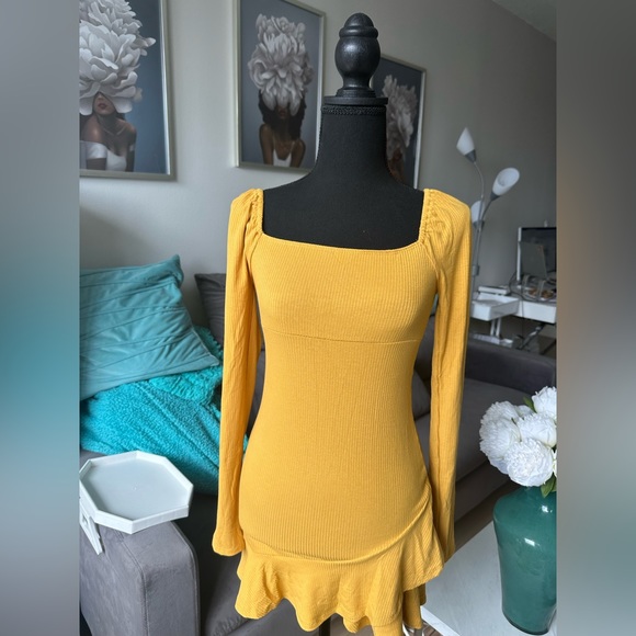 Square Neck Ruffle Dress - Picture 1 of 3